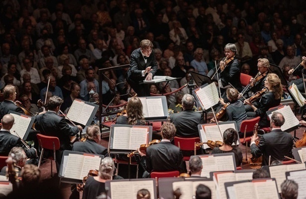 Orchestre de Paris, Klaus Mäkelä, Alexandre Kantorow : Ravel, Saint-Saëns, Dowland, Schumann