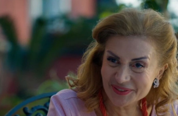 Roberta Valente: Notaio in Sorrento