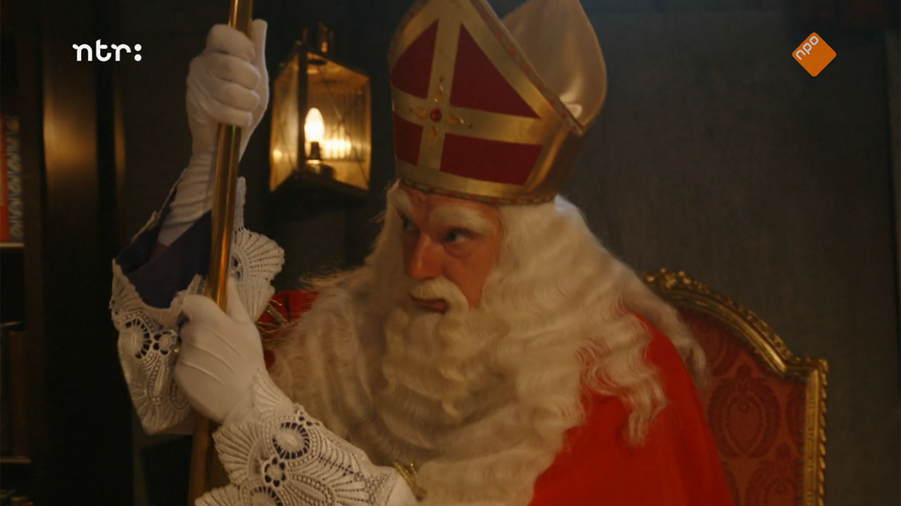 Sinterklaas valt bijna om