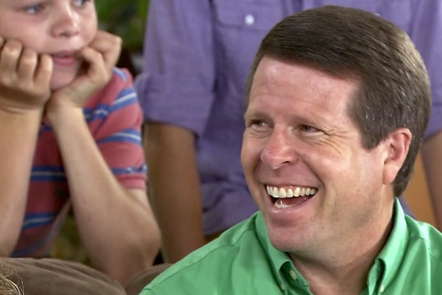 https://tvgidsassets.nl/upload/s/gd/shiny-happy-people-duggar-family-secrets-shiny-happy-people-duggar-family-secrets-2-7805101192-I-Tw3.jpg