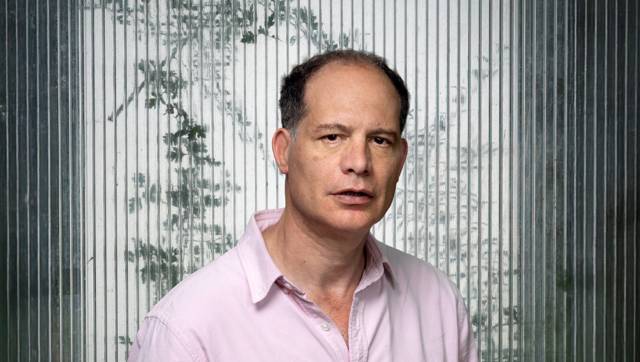 Simon Kuper.