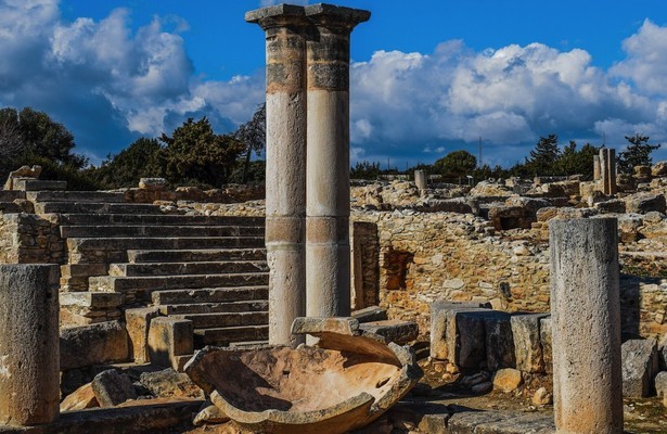 Archaeology: A secret history