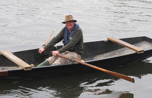 Signed: Crossing England in a Punt: River of Dreams nu kijken of gemist?