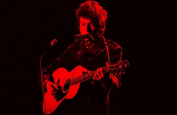 ... Sings Dylan II