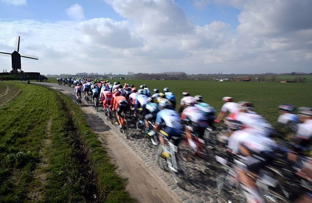 Sporza - Wielrennen: MuurClassic Geraardsbergen (m)