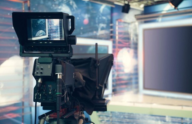 Studio B: Unscripted