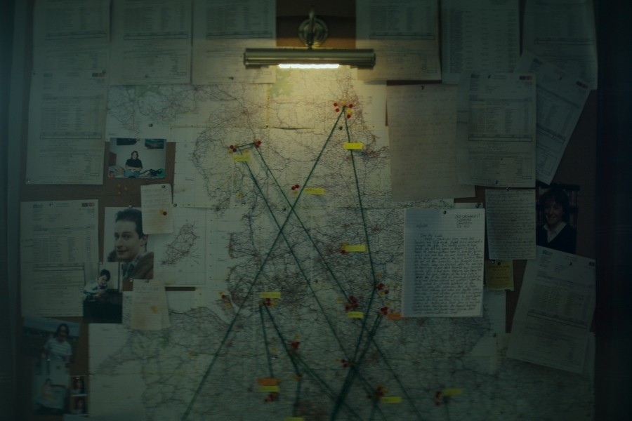 The Puppet Master: Hunting the Ultimate Conman