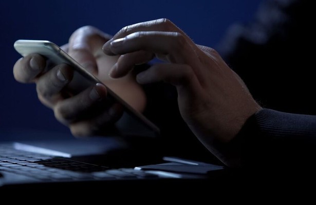 The spy in your mobile