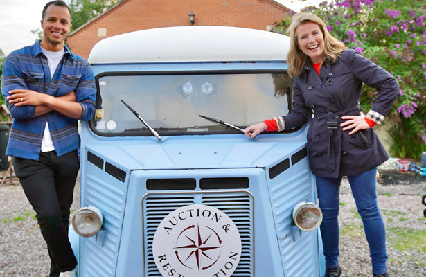 The travelling auctioneers