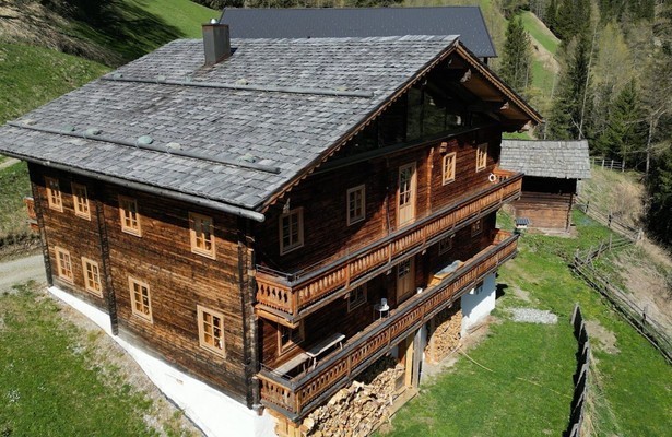 Tiroler Bauernhäuser - Zwischen Romantik und Realität