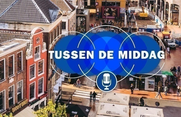 Tussen de Middag