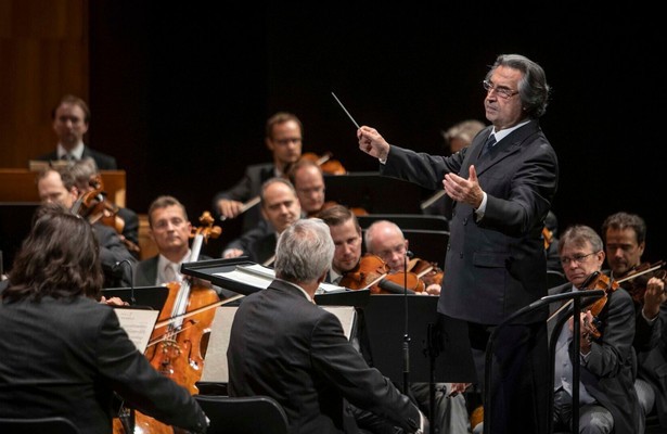 Wiener Philharmoniker, Riccardo Muti : Beethoven 9