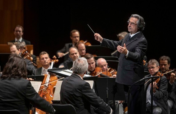 Wiener Philharmoniker, Riccardo Muti : Beethoven 9