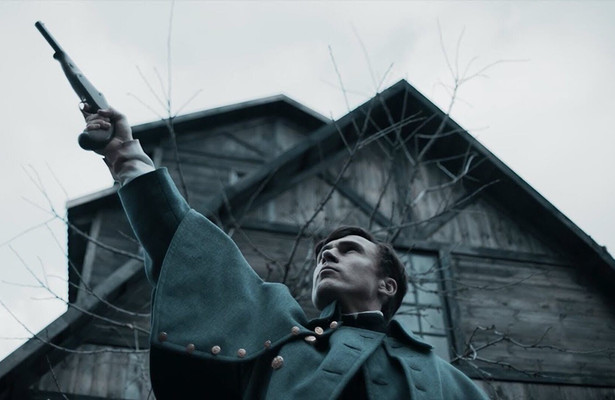 Young Edgar Allan Poe: Raven's Hollow