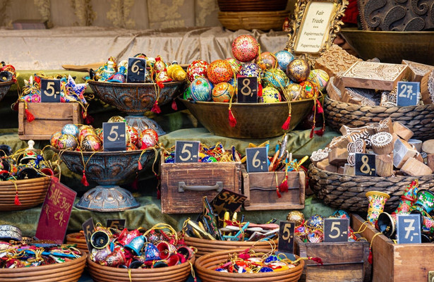 ZDF.reportage: Weihnachtszauber auf Burgen und Schlössern