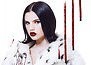 Bont girl: ‘Dom bontje’ Famke Louise gaat undercover in China