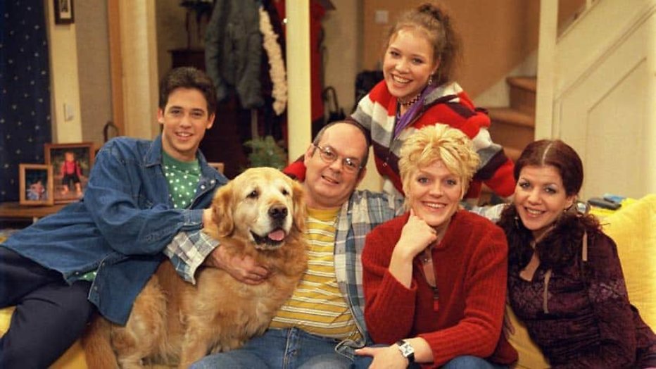 Van welke beroemde Nederlandse comedyserie maakt RTL een remake