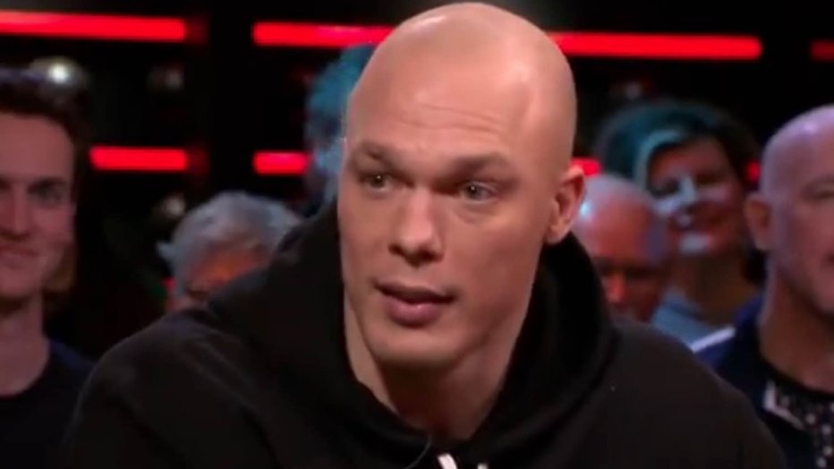 Kijk terug: Judoka Henk Grol is ontwapenend in DWDD ...