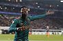 Ajax-speler onder vuur na potje voetbal op straat