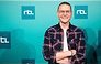 Luuk Ikink weer achter zijn RTL Late Night-desk