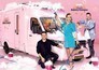 Chantal helpt met haar beauty camper mensen op straat