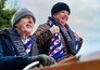 Janny en André op de Elfstedentour in special Denkend aan Holland