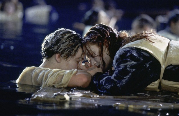 Leonardo DiCaprio en Kate Winslet in Titanic