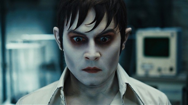 Vampier Johnny Depp bijt zich vast in verleidelijke heks