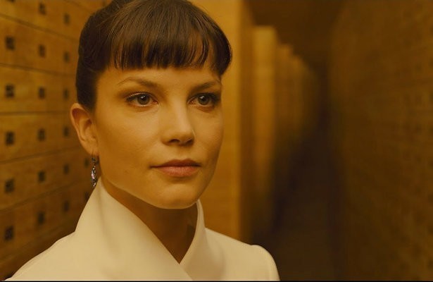 Sylvia Hoeks in Blade Runner