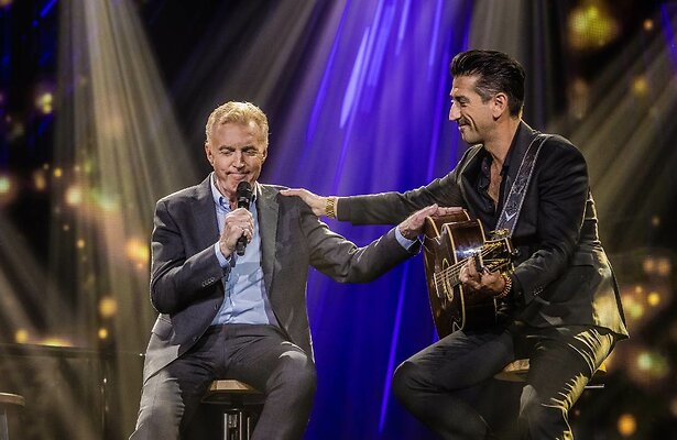 André van Duin en Danny Vera in Matthijs Gaat Door In Concert
