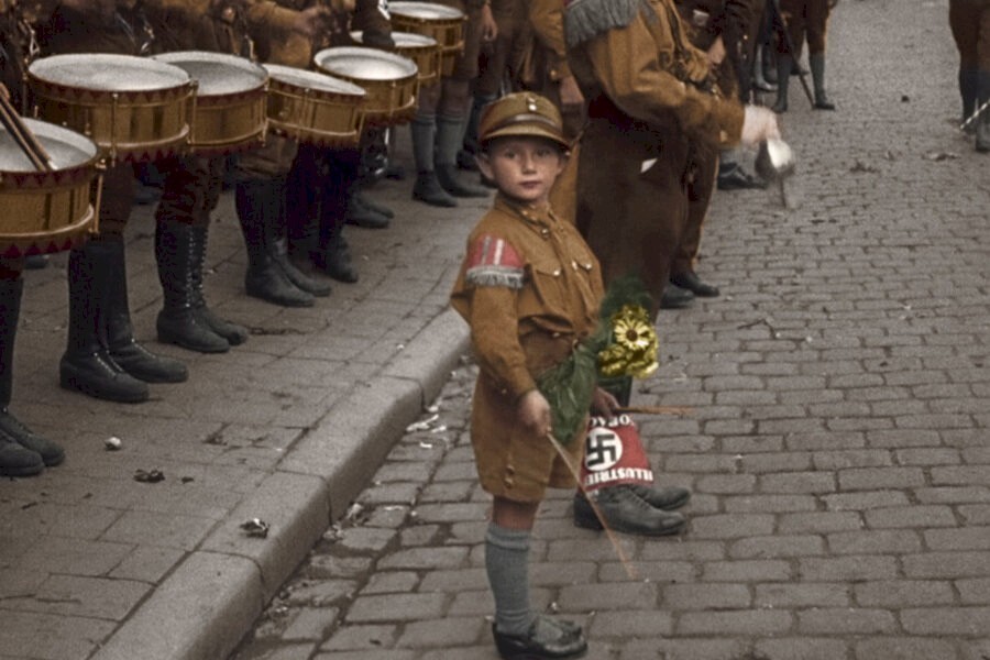 Hitler youth: Nazi child soldiers