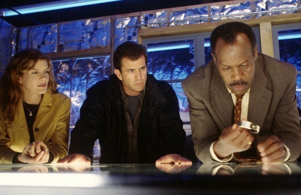 Danny Glover, Rene Russo en Mel Gibson in Lethal Weapon 4