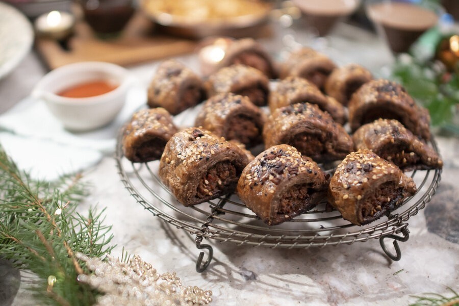 Rachel Khoo maakt de heerlijkste chocoladerecepten TVgids.nl
