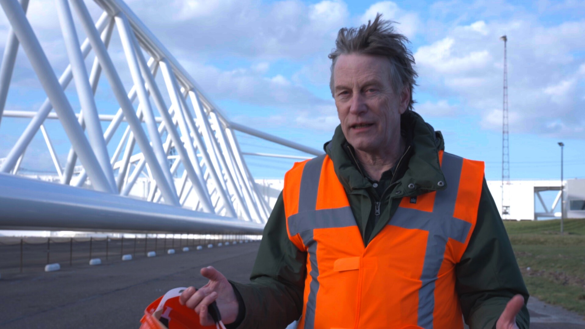 Pieter Jan Hagens verdiept zich in stormvloedkeringen TVgids.nl Pieter Jan Hagens verdiept zich in stormvloedkeringen TVgids.nl