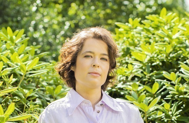 Dichter des Vaderlands Lieke Marsman over de dood in Zomergasten