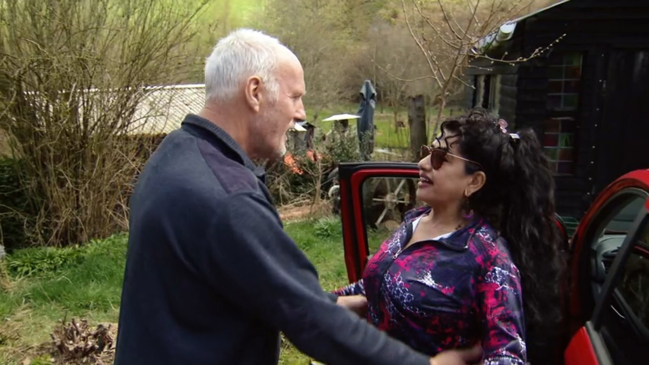 Leendert neemt een break van Thalia in B&B Vol Liefde TVgids.nl
