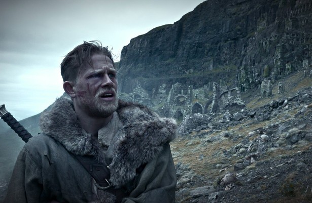 Charlie Hunnam in King Arthur: Legend of the Sword