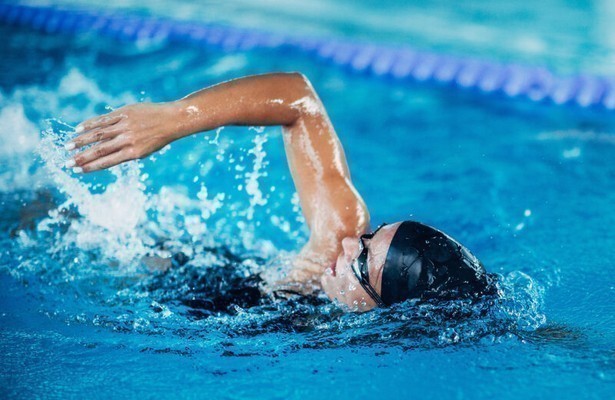 Kromowidjojo en Heemskerk duiken in het Olympische water