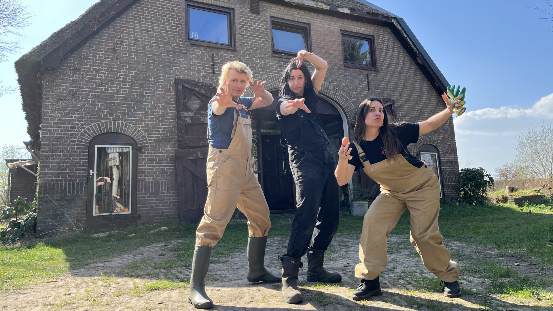 Nieuw seizoen Boerderij Van Dorst start met Hans Klok en Eva Crutzen TVgids.nl Nieuw seizoen Boerderij Van Dorst start met Hans Klok en Eva Crutzen TVgids.nl