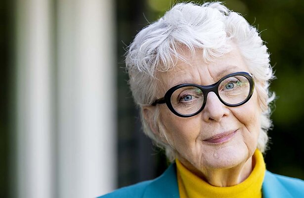 Carry Slee vertelt alles over haar nieuwe boek in Eus Boekenclub