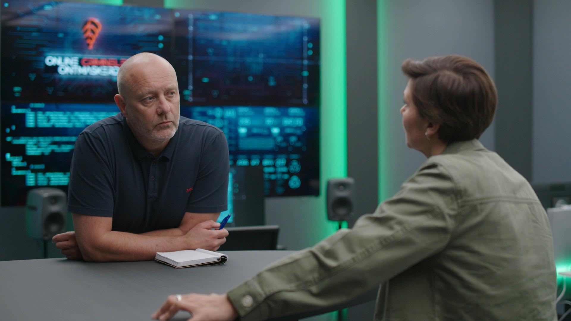 Online Criminelen Ontmaskerd met Hunted-ster vanaf oktober op televisie