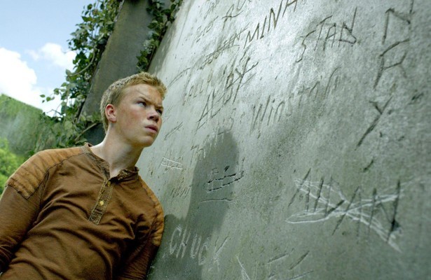 Hoe komt Thomas ooit uit het dodelijke doolhof in The Maze Runner