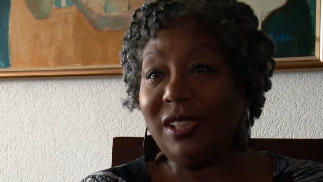 Voormalig GTSTactrice Chrisje Comvalius (75) overleden TVgids.nl