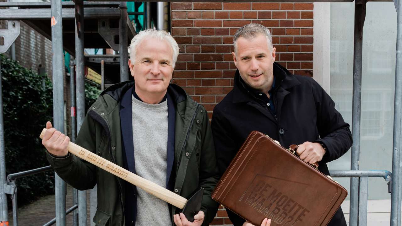 De Moeite Waard?! van Bob Sikkes en Tijl Beckand krijgt nu al tweede seizoen TVgids.nl