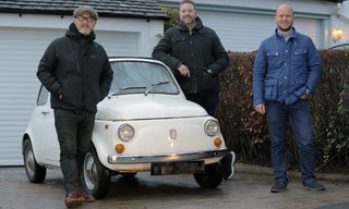 Salvage hunters: Classic cars