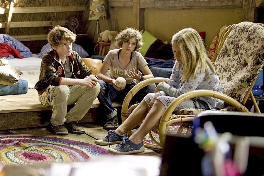 De vijf en het geheim van de vuurtoren (Film, Jeugd, 2012) kijken