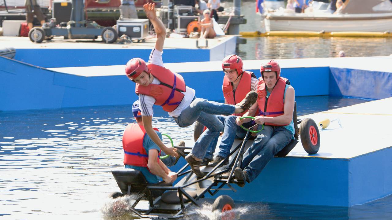 Te Land, Ter Zee en in de Lucht keert terug op de buis - TVgids.nl