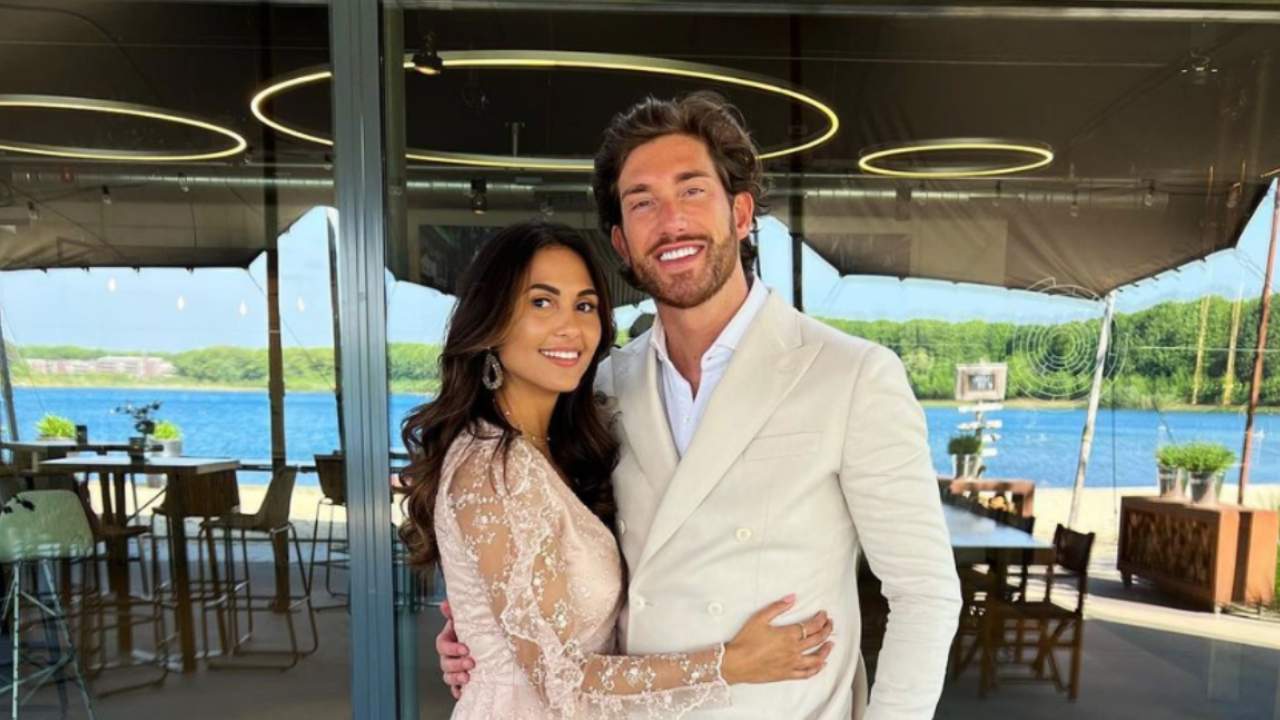 Niek Marijnissen en Joan Pronk verwachten eerste kindje samen - TVgids.nl