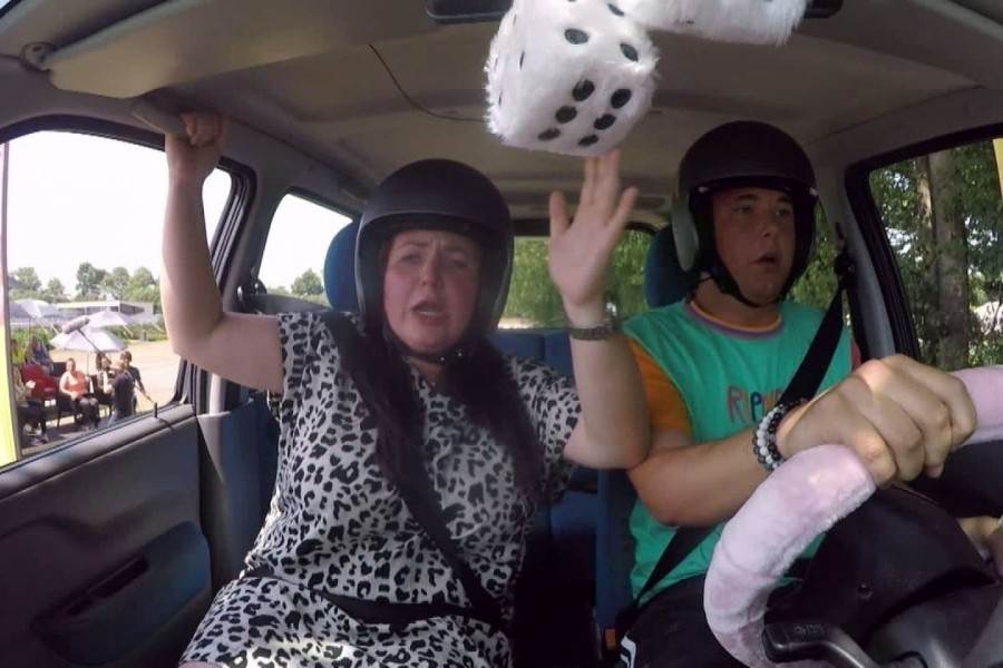 De Slechtste Chauffeur Van Nederland (Amusement, Auto's) kijken - TVgids.nl