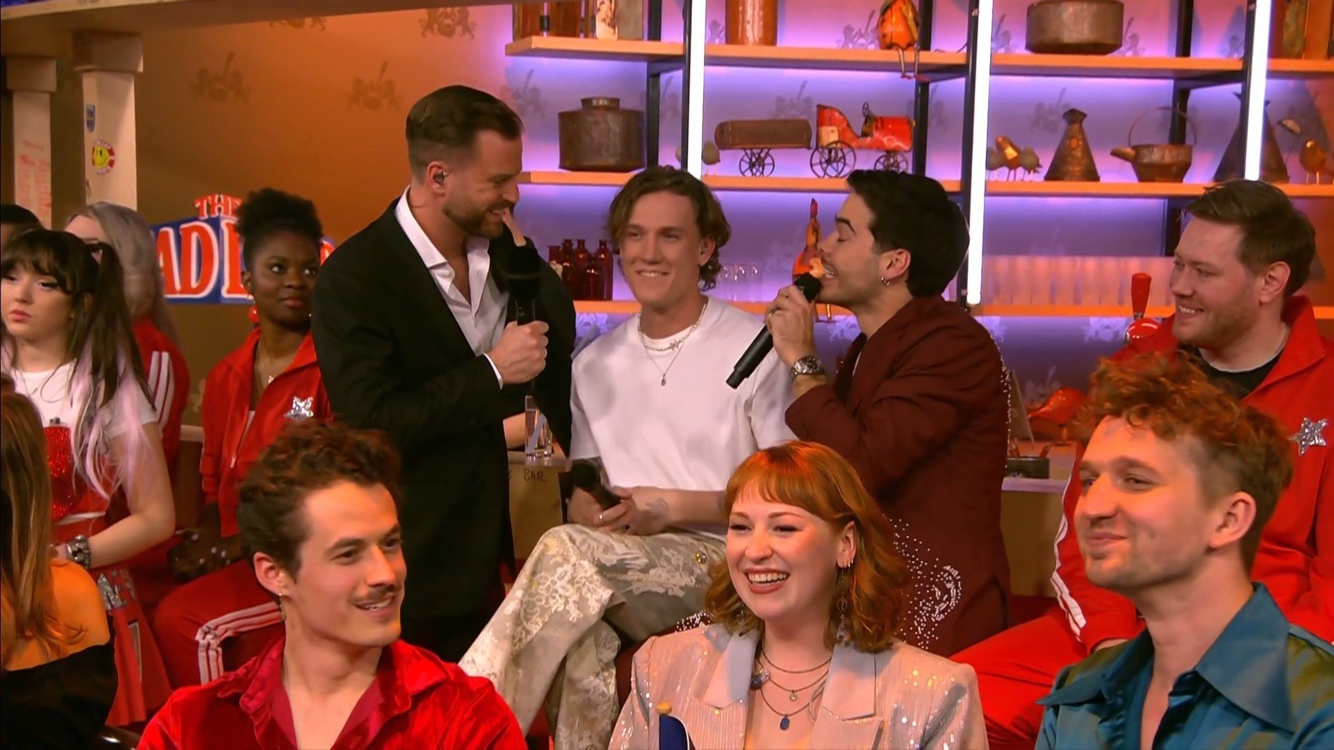Jim Bakkum verklaart billenmaten-opmerking tijdens Headliner finale: 'Beetje ondeugend'